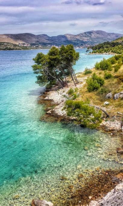 Stone House Kula Milica Villa Mala Cista Bagian luar foto